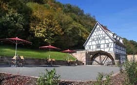 Baumhaushotel Seemuehle